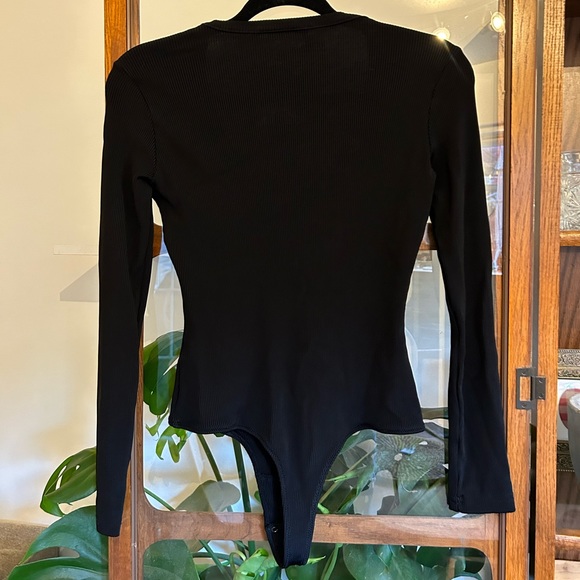 Goldsign black ribbed scoopneck bodysuit - Picture 5 of 8